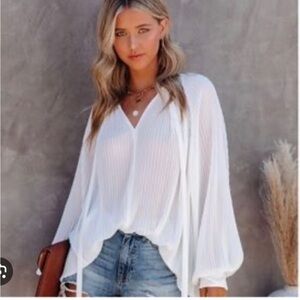 NEW VICI PLEATED BALOON SLEEVE BLOUSE, S
